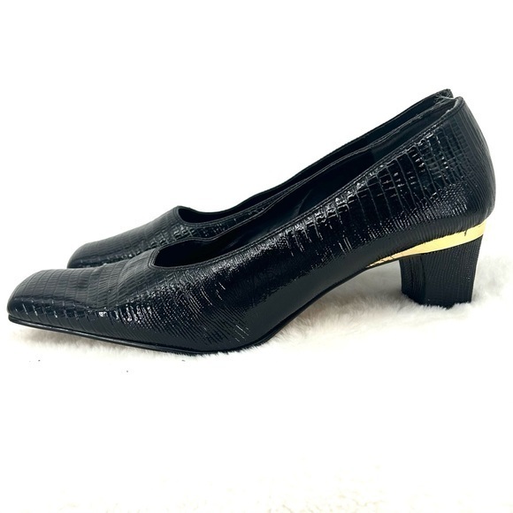J. RENEE Size 9/12 W Beam Black Faux Crocodile Heels w/Gold Accent - Picture 1 of 15